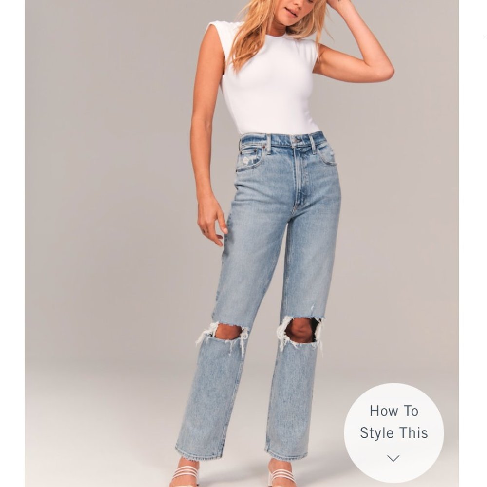 Abercrombie & Fitch 90s Ultra High Rise Ripped Knees Straight Jeans